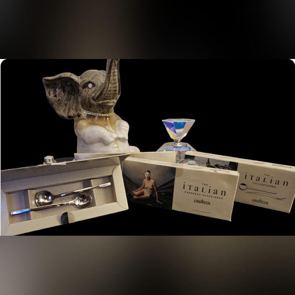 The ITALIAN ESPRESSO EXPERIENCES LAVAZZA SPOONS